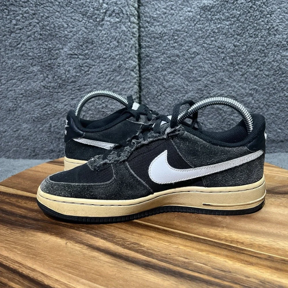 Nike Air Force 1 Sneakers Shoes Black Suede (596728-026) Youth size 5.5Y Lace Up